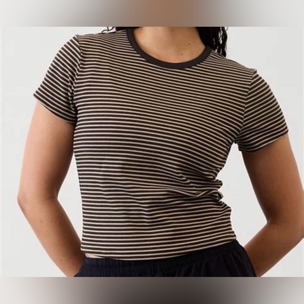 Athleta•Signature Rib Crop Tee•Size XS•NWT